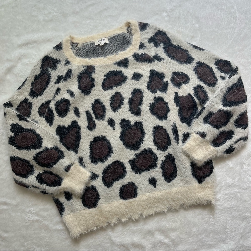 Umgee Women's Leopard Print Sweater
